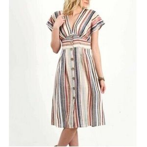 ✨ FRANCESCA’S STRIPED MIDI DRESS ✨